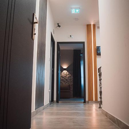 Apartments Jelovic Сини Екстериор снимка