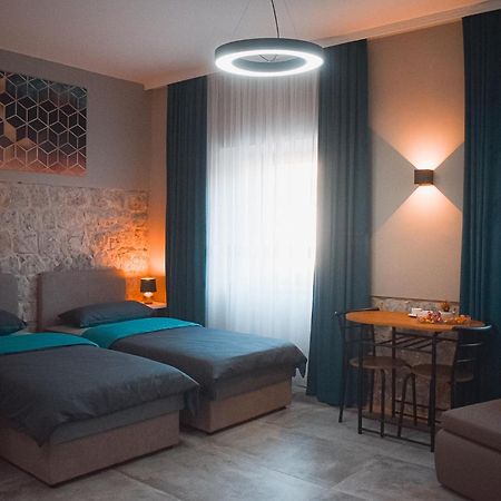 Apartments Jelovic Сини Екстериор снимка