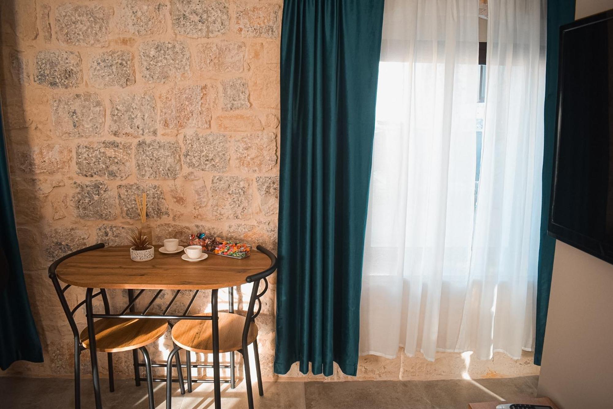 Apartments Jelovic Сини Екстериор снимка