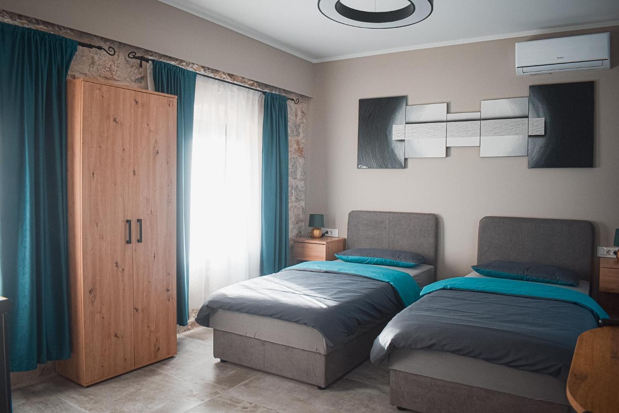 Apartments Jelovic Сини Екстериор снимка
